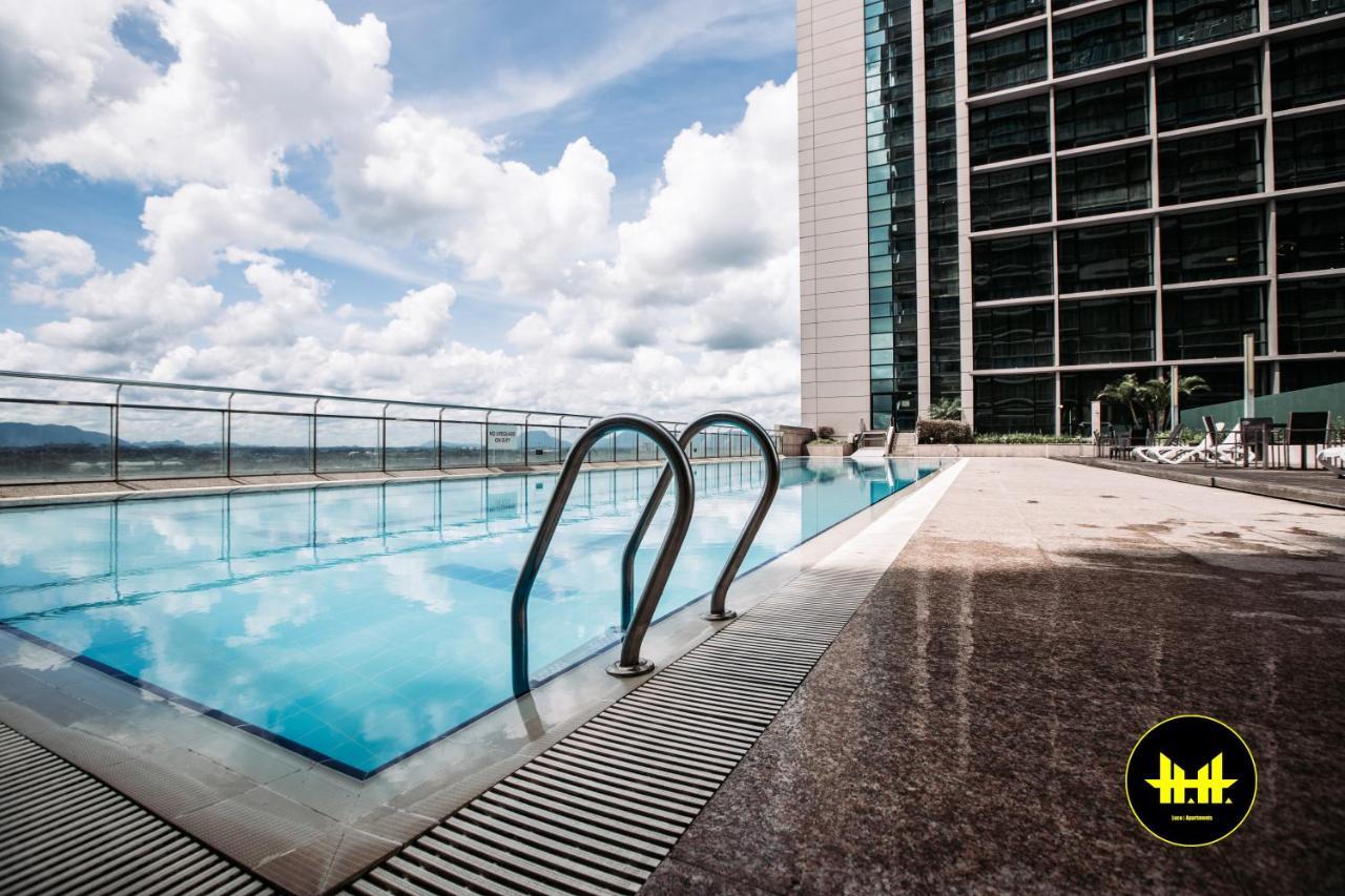Luco Apartments @ Imperial Suites Κουτσίνγκ Εξωτερικό φωτογραφία